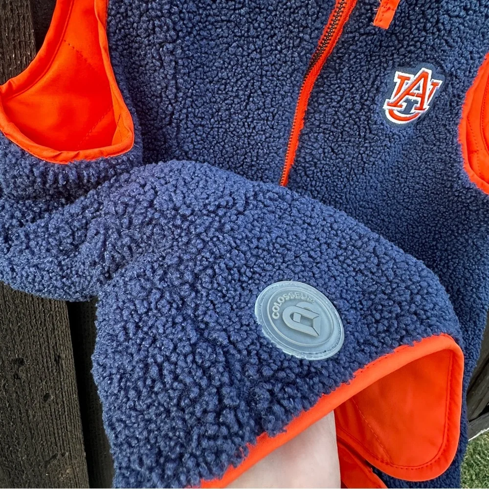 Colosseum Auburn University reversible blue and orange vest wooly fleece size S